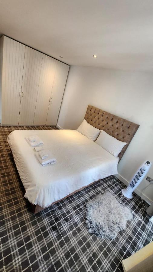 Luxury 2 Bed Apartment Excel 런던 외부 사진